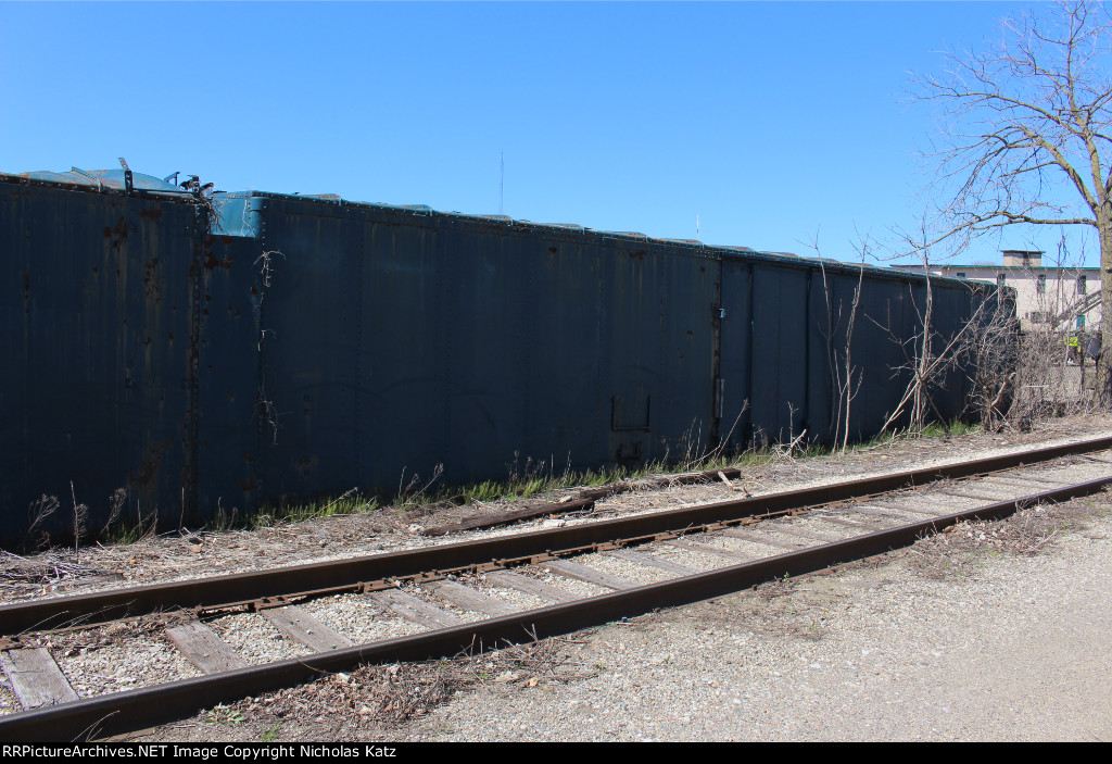 Padnos Boxcar Wall